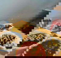 Mira's Korean Street Food - Sydneys Hotel