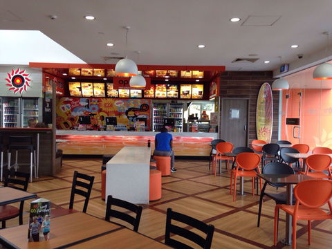 Oporto - Hillbank - Sydneys Hotel 0