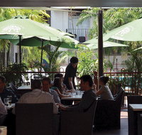 The Cav - Sydneys Hotel