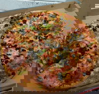 Basso Pizza - Sydneys Hotel