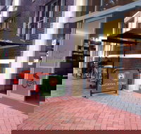 Joe's Cafe Chino - Sydneys Hotel