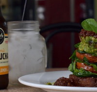 Simon's Gourmet Gallery Cafe - Sydneys Hotel