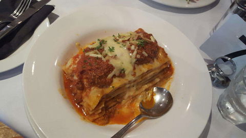 Vincenzo's Restaurant - Sydneys Hotel 0
