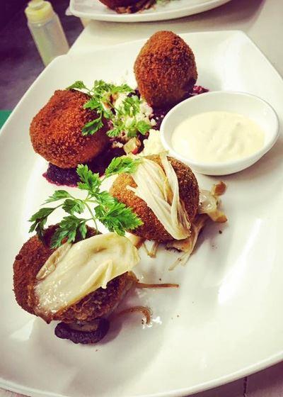 Luscious Organic Cafe & Shop - Sydneys Hotel 10