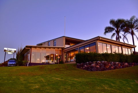 The Ocean Lounge - Sydneys Hotel 2