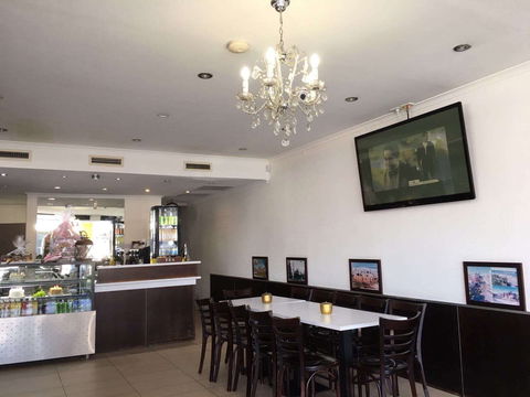 Al Afrah Pastry Shop - Sydneys Hotel 0