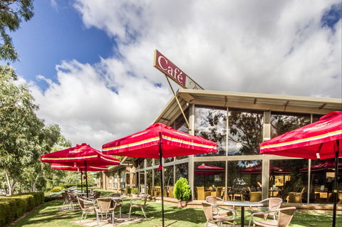 Cafe Mannum - Mannum Motel Complex - Sydneys Hotel 0