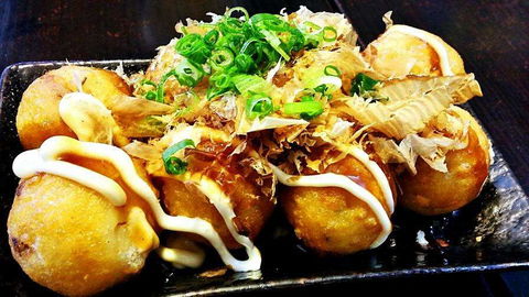 Dotori Fresh Sushi & Roll - Sydneys Hotel 0
