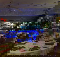La Piazza Bar  Restaurant - Sydneys Hotel