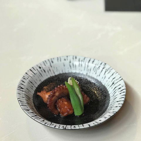 Osaka Bar - Sydneys Hotel 0
