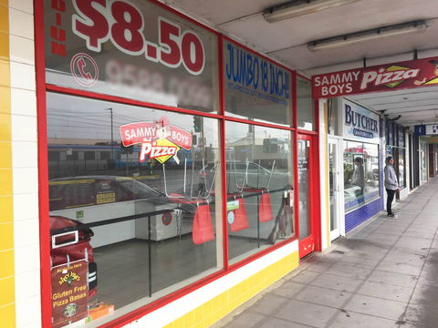 Sammy's Pizza Boys - Sydneys Hotel 0