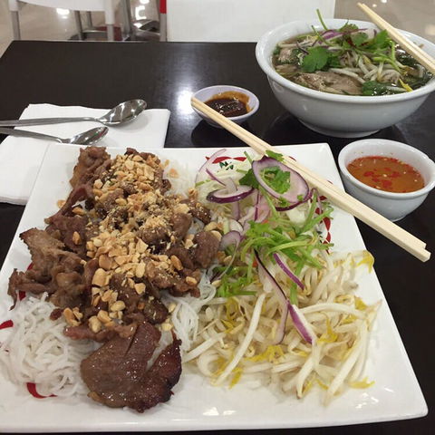 VN Bakery - Sydneys Hotel 0