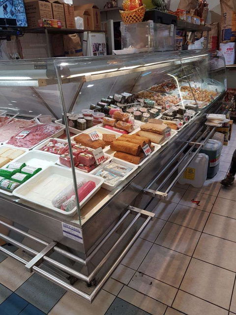 Anloi Deli - Sydneys Hotel 0