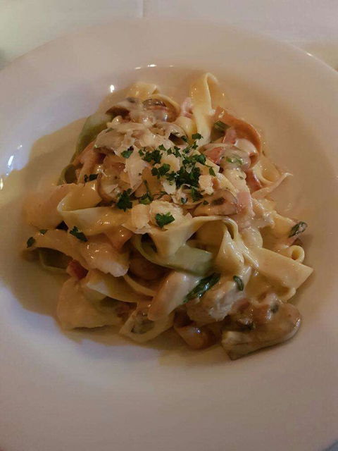 La Costa Cafe Restaurant - Sydneys Hotel 0