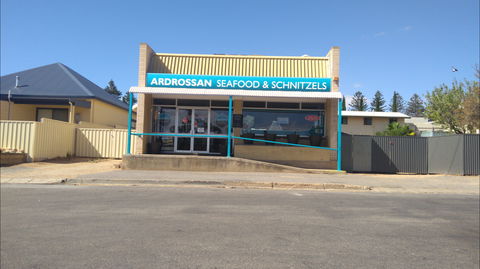 Ardrossan Seafood And Schnitzels - Sydneys Hotel 0