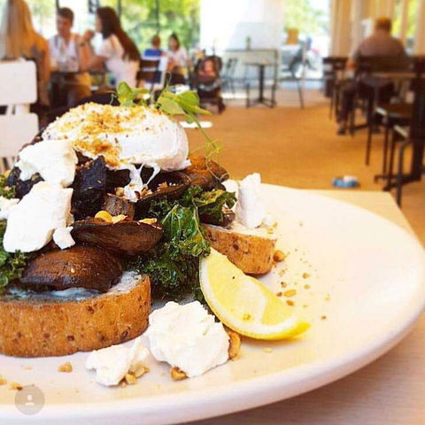 Aunt Billies Cafe - Sydneys Hotel 0