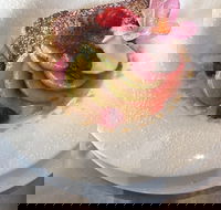 Eat  - Sydneys Hotel