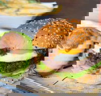 On It Burgers - Sydneys Hotel
