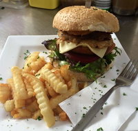 Ronnie'z Cafe and Take Away