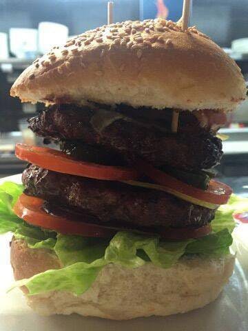 Apache Spur Steak & Grill - Sydneys Hotel 0