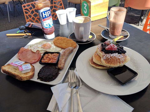 Chippy's Fish Cafe - Jindalee - Sydneys Hotel 0