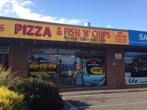 Abby's Pizza & Fish N Chips - Sydneys Hotel 0