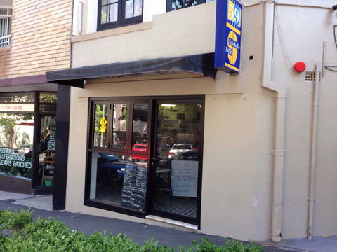 Hotel 59 Cafe - Sydneys Hotel 0