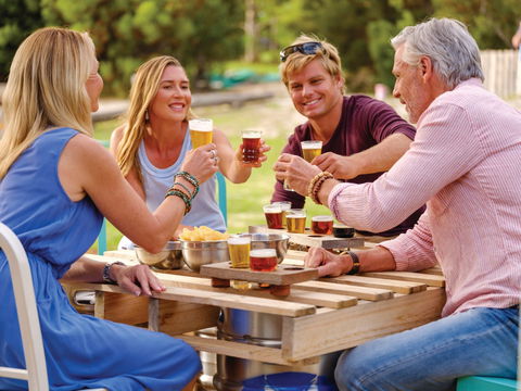Lucky Bay Brewing - Sydneys Hotel 0