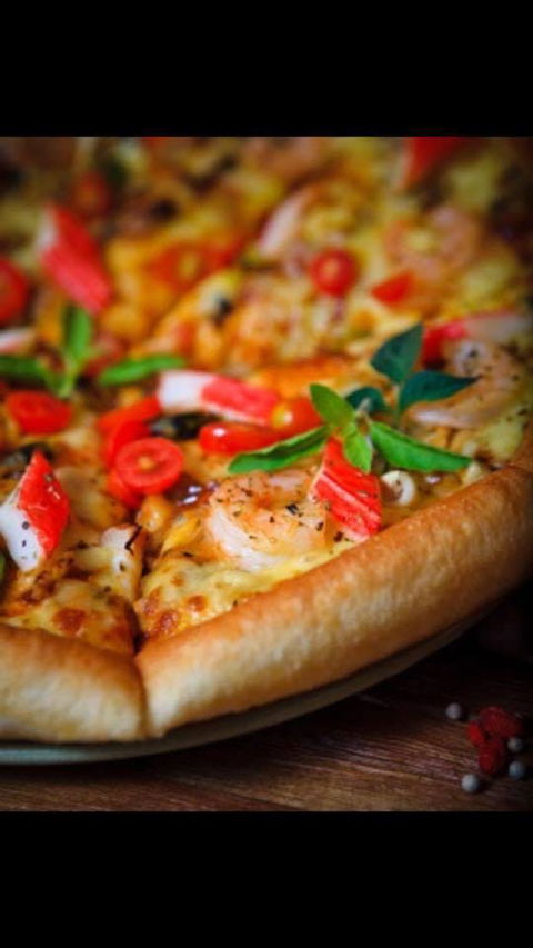 Atish Pizza - Sydneys Hotel 0