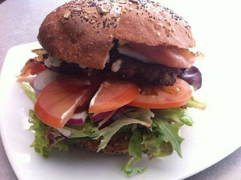 M&M Burger Bar And Take Away - Sydneys Hotel 0
