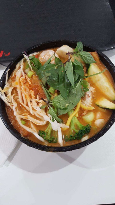Oriental Delight - Sydneys Hotel 0