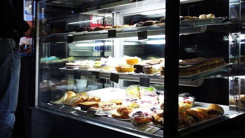 Pausa Cafe - Sydneys Hotel 0