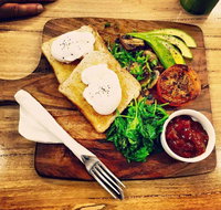 Pepper's Paddock General Store - Sydneys Hotel