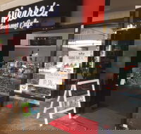 Pierre's Gourmet Cafe - Cleveland - Sydneys Hotel