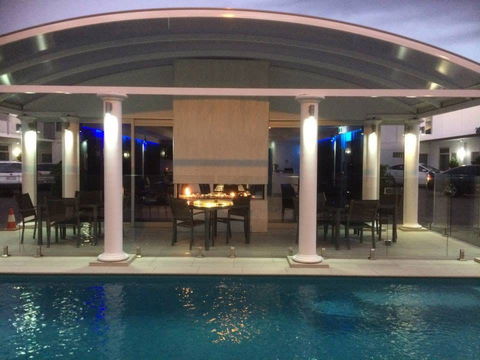 S-Que - Sydneys Hotel 0