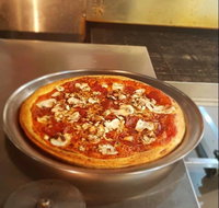 The Pizza Box - Sydneys Hotel