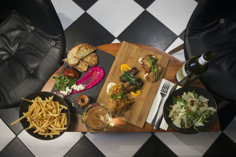 Amani Bar & Kitchen - Sydneys Hotel 0