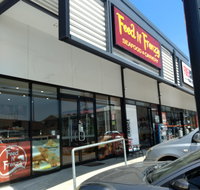 Feed 'n' Frenzy - Sydneys Hotel