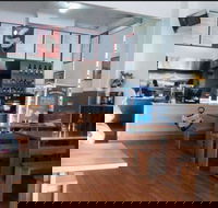 Cliffe's Cafe  Pizza - Sydneys Hotel