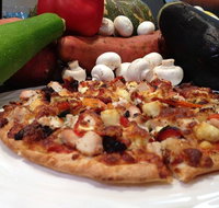Gusto's Gourmet Pizza  Pasta - Bardon - Sydneys Hotel