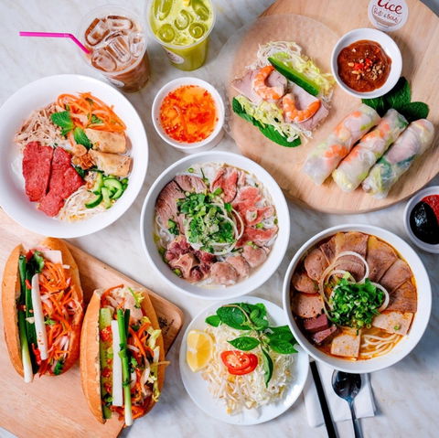 ACE - Vietnamese Rolls & Bowls - Sydneys Hotel 0