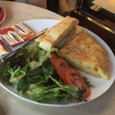 Cafe Hernandez - Sydneys Hotel 0