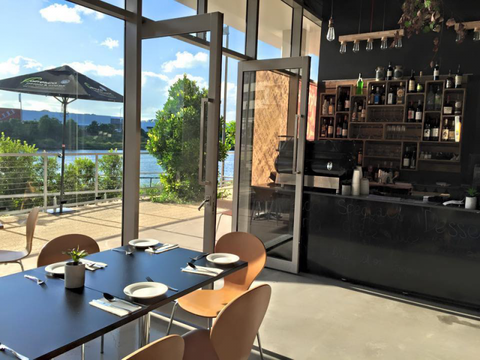 Alfresco Pizzeria & Wine Bar - Sydneys Hotel 3