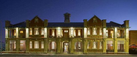 Quality Regent Hotel - Sydneys Hotel 0