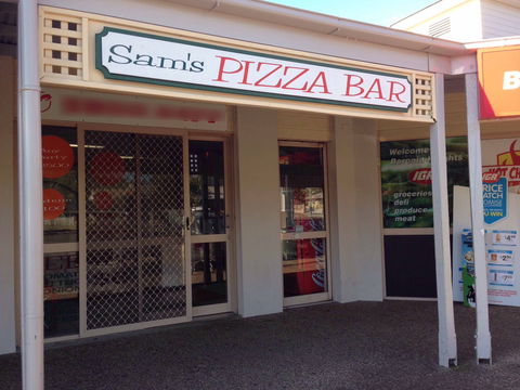 Sam's Pizza Bar - Sydneys Hotel 0