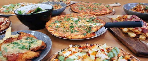 AAA Pizza - Sydneys Hotel 0