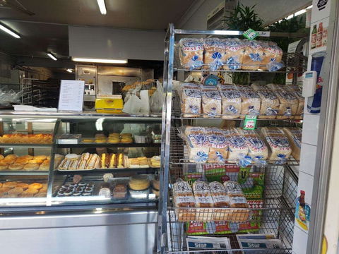 Anna's Bakery - Sydneys Hotel 0