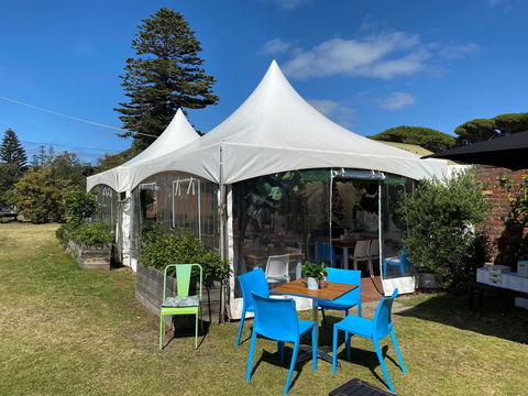 Nelly's At The Pier - Sydneys Hotel 1
