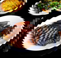 Temporada - Sydneys Hotel