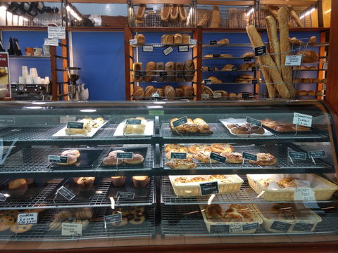 Amour Bakes - Sydneys Hotel 0